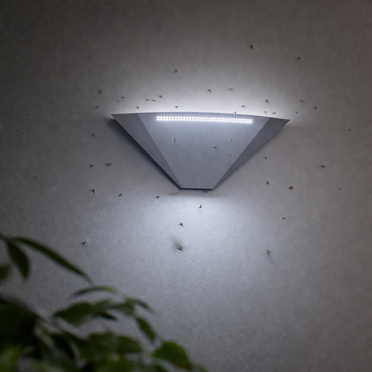 Luralite Cento LED – discreet LED insect trap for interiors – Dezis.lt